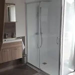 Oda ve Kahvaltı Parenthese Romantique Avec Jacuzzi Privatif Pres De Carcassonne 3*