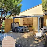Parenthese Romantique Avec Jacuzzi Privatif Pres De Carcassonne 3* Malves-en-Minervois