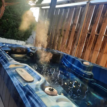 住宿加早餐酒店 Chambre D'Hotes Avec Jacuzzi Prive Proche Carcassonne