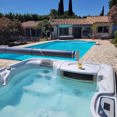 Lemasblanc, Detente Au Calme A 10min De Carcassonne, Terrasse, Jacuzzi Et Piscine Prive, Petit-dejeuner Frühstückspension 3*