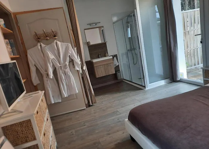 فندق مبيت وإفطار Lemasblanc, D'hotes & Jacuzzi Prive, Au Calme, 15min De Carcassonne Malves-en-Minervois